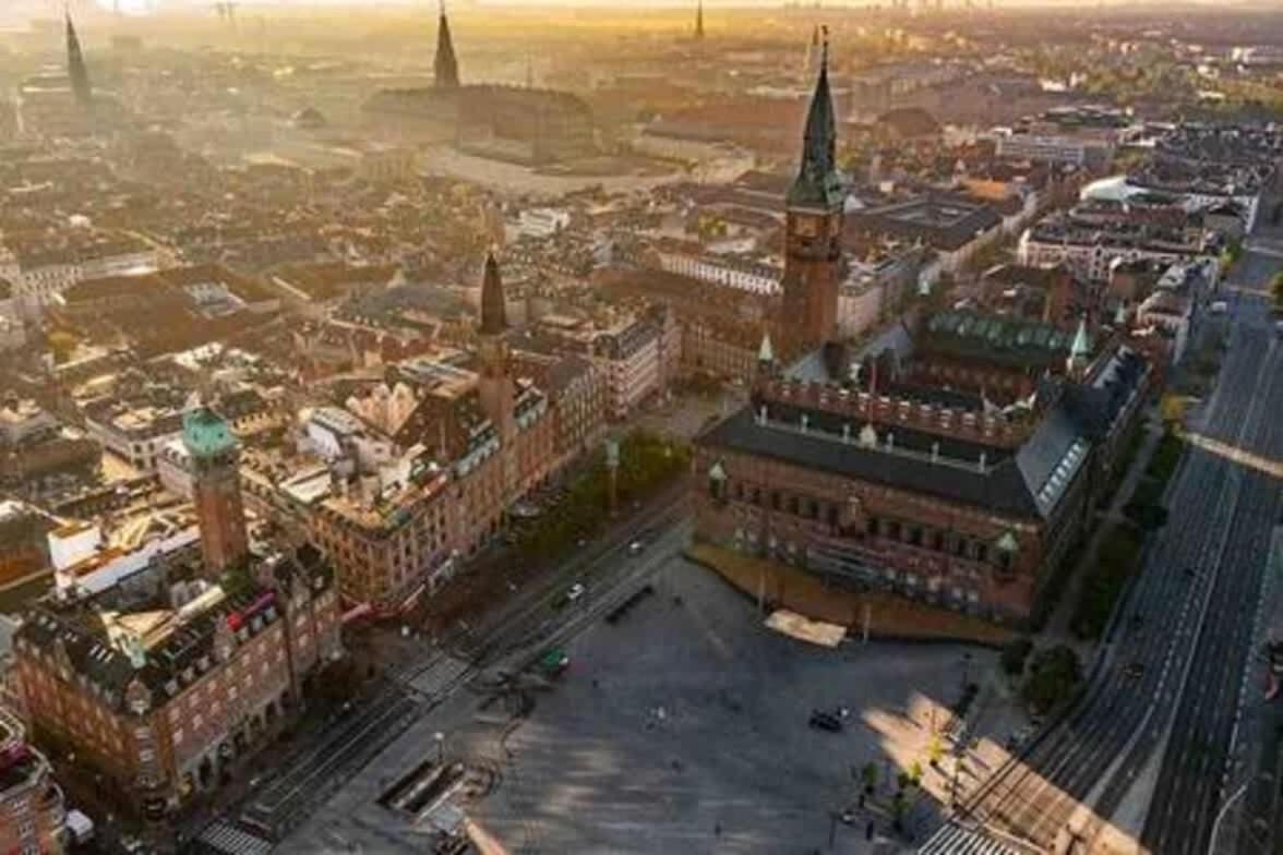 Excellence - Steps To Amalienborg * Copenhagen